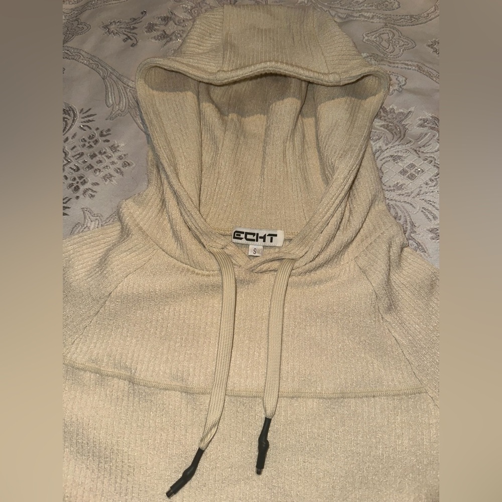 ECHT Small Cream Cropped Sweater Top - Picture 4 of 5